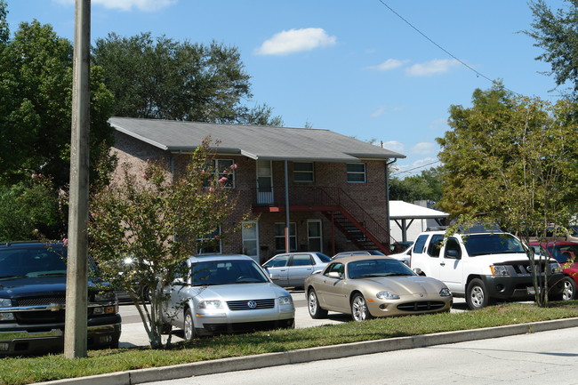 134 N Alabama Ave in DeLand, FL - Foto de edificio - Building Photo