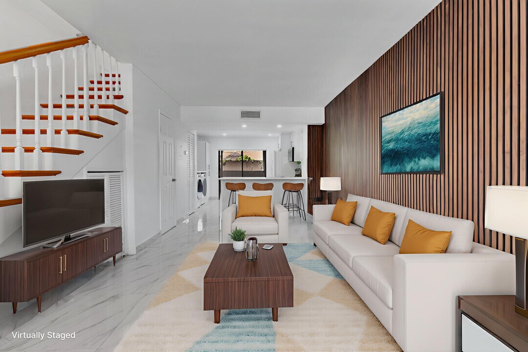 1917 SW 107th Ave in Miami, FL - Building Photo