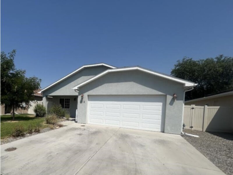 102 W Mesa Ave in Grand Junction, CO - Building Photo