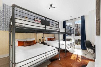 913 Ramsey St in Nashville, TN - Foto de edificio - Building Photo