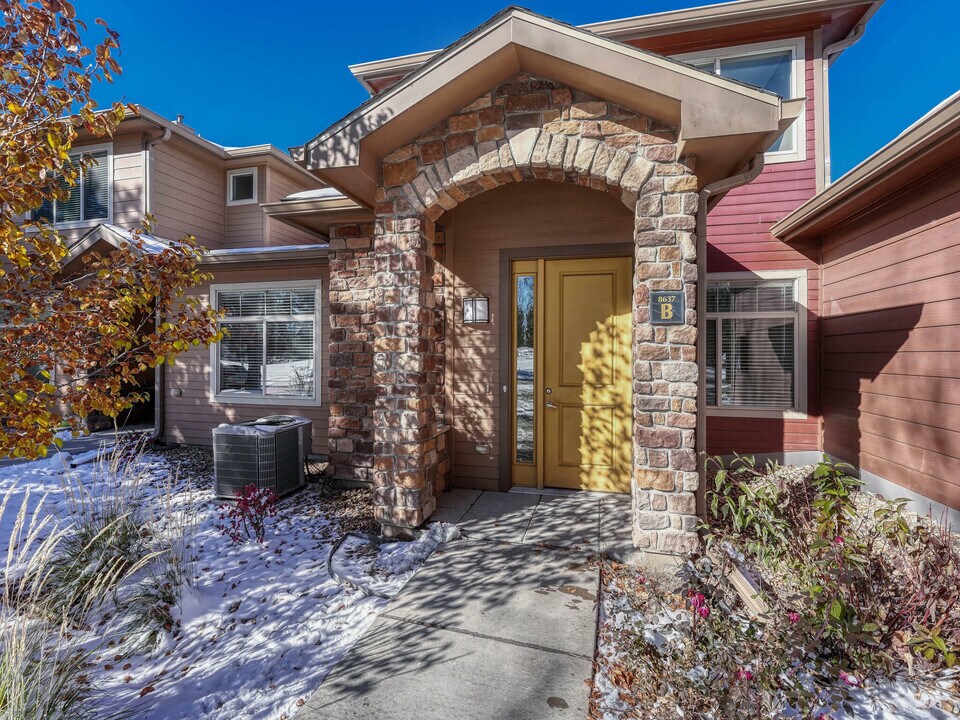 8637 Gold Peak Ln in Highlands Ranch, CO - Building Photo