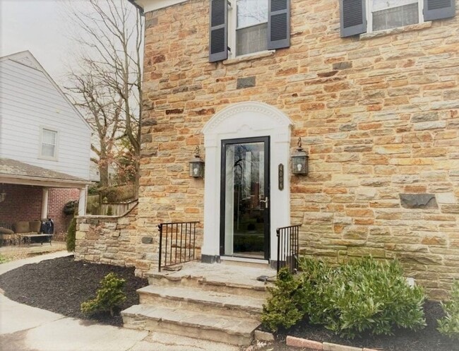 4006 Loch Raven Blvd in Baltimore, MD - Foto de edificio - Building Photo