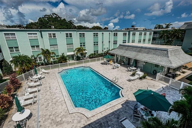 property at 1706 Belleair Forest Dr