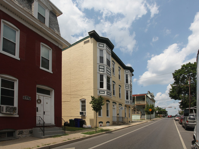 429 N Locust St in Hagerstown, MD - Foto de edificio - Building Photo