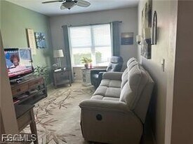 3075 Apple Blossom Dr in Alva, FL - Building Photo