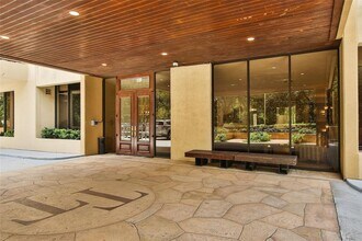 14655 Champion Forest Dr in Houston, TX - Building Photo - Building Photo