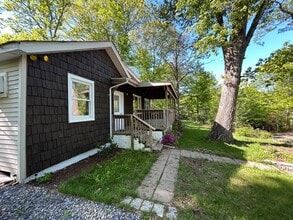 95 Hillair Rd in Lake Peekskill, NY - Building Photo - Building Photo