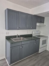 2022 NW 43 Terrace in Lauderhill, FL - Building Photo - Building Photo