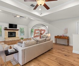 14045 Shadow Grove Cir in Woodway, TX - Building Photo - Building Photo