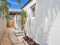 1647 Monroe St in Hollywood, FL - Building Photo - Building Photo