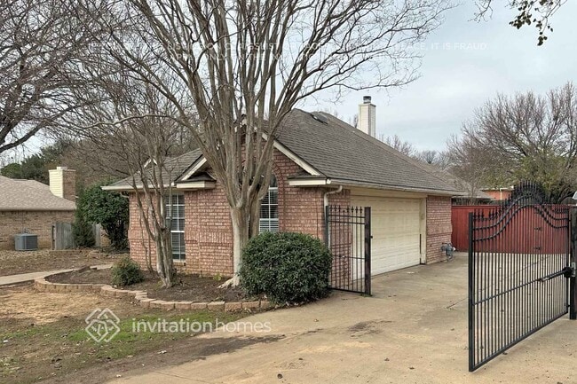 property at 1501 Hunter Ct