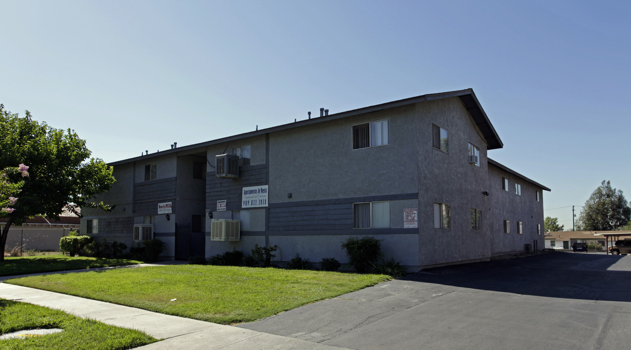 Casa Valencia Apartments in Fontana, CA - Building Photo