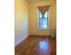 299 Newbury St in Boston, MA - Building Photo - Building Photo