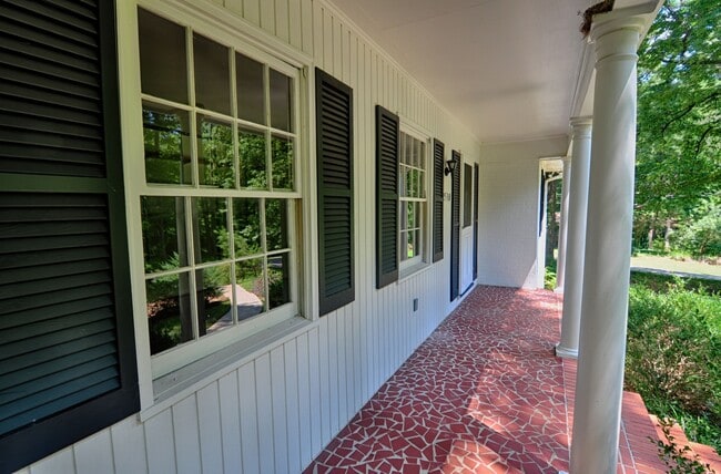 2510 Alpine Rd in Durham, NC - Building Photo - Building Photo