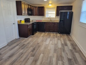 229 Frank Dr in Chesapeake, VA - Building Photo - Building Photo