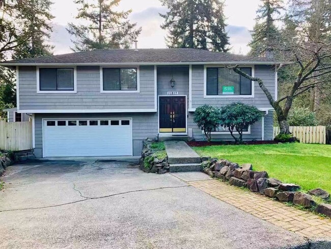 property at 11817 NE 142nd St