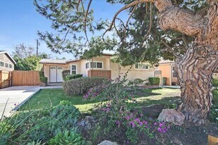 11856 Beatrice St in Culver City, CA - Building Photo