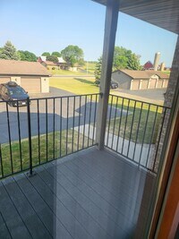 1748 Alfred Dr - 6