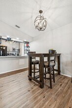 2101 W Cherry St in Tampa, FL - Building Photo - Building Photo