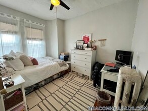 108 Myrtle St, Unit 17 in Boston, MA - Building Photo - Building Photo
