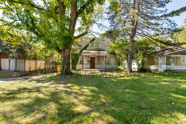 1007 N Yale Ave in Wichita, KS - Building Photo - Building Photo