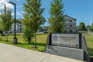 Somerset Place in Albany, OR - Building Photo