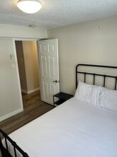 130 Freshmeadow Way in Guelph, ON - Building Photo - Building Photo