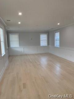 15 Barton Rd-Unit -LEFT SIDE in Yonkers, NY - Building Photo - Building Photo