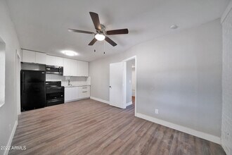 6 E Linda Ln in Gilbert, AZ - Foto de edificio - Building Photo