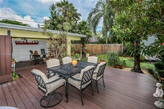 1515 Harrison St in Hollywood, FL - Building Photo - Building Photo