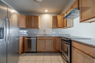 971 N Daisy Ln in Fayetteville, AR - Building Photo - Building Photo
