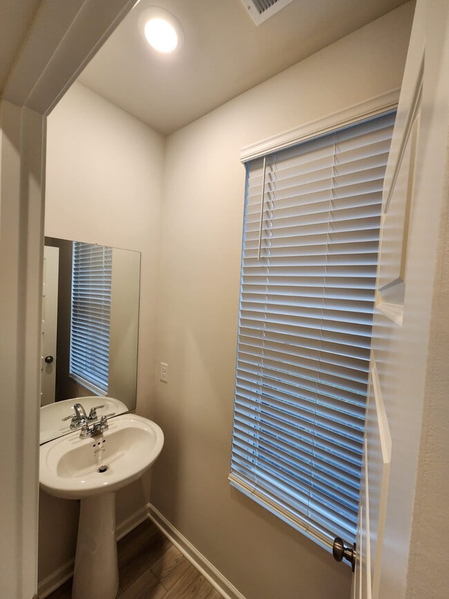 687 Birdie Dr in Spring Hill, TN - Building Photo - Building Photo