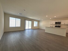 10415 Ricordi St in Enterprise, NV - Building Photo - Building Photo