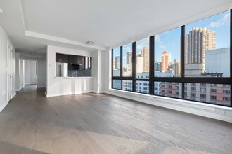 The Lanthian in New York, NY - Foto de edificio - Building Photo