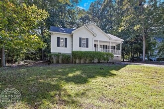 634 Sagamore Dr in Louisburg, NC - Building Photo - Building Photo