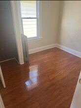 112 High St, Unit Second floor in West Orange, NJ - Foto de edificio - Building Photo