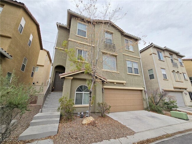 1255 Little Boy Blue Ave in Las Vegas, NV - Building Photo - Building Photo