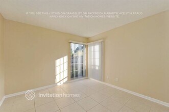 5209 Windlaff Ave in Tampa, FL - Building Photo - Building Photo