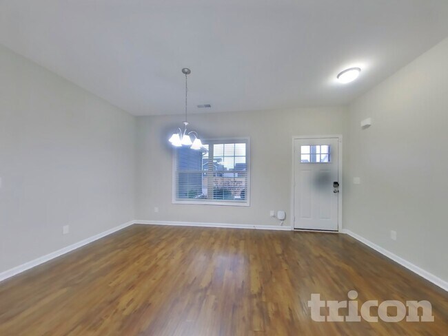 809 Ellyson Dr in Spring Hill, TN - Foto de edificio - Building Photo