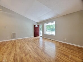 124 Westwood Rd in Commerce, GA - Building Photo - Building Photo