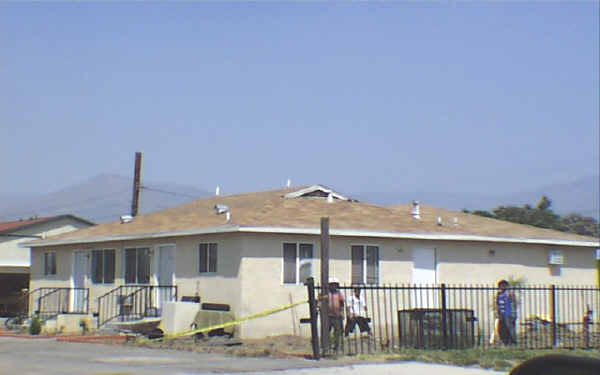 26056 6th St in Highland, CA - Building Photo