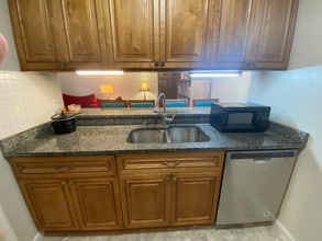 9548 University Terrace Dr in Charlotte, NC - Building Photo - Building Photo