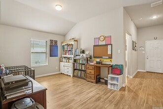 633 Oleander Crk in New Berlin, TX - Building Photo - Building Photo