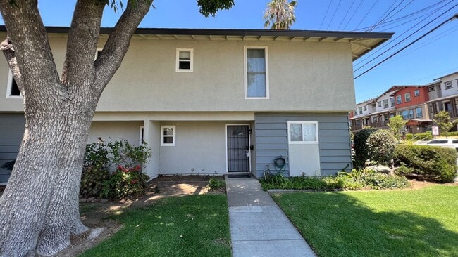 1435 Prospect Ave in Placentia, CA - Building Photo - Building Photo
