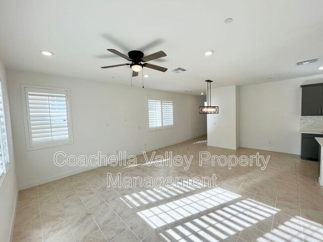 76279 Cambridge Dr in Palm Desert, CA - Building Photo - Building Photo