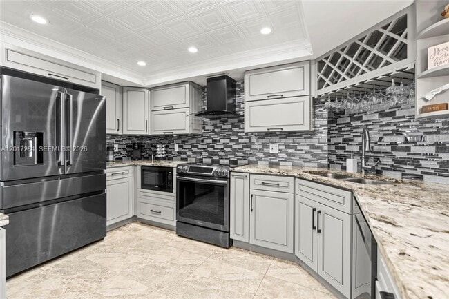 property at 2425 Presidential Way