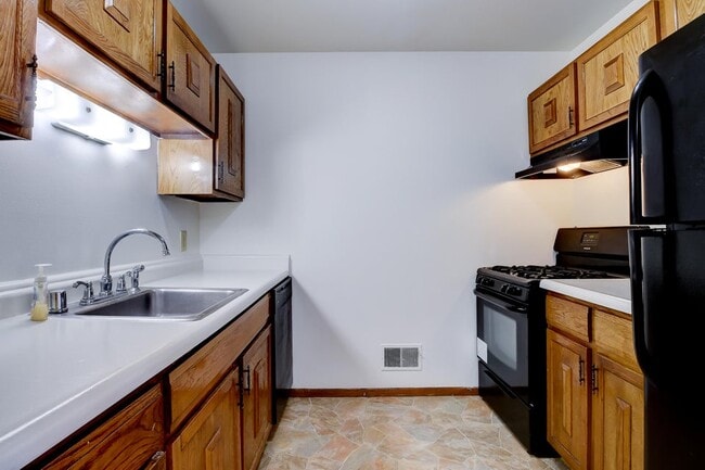 property at 7641 N 60th St