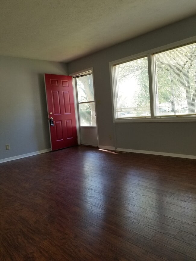 6311 E 148 Terrace in Grandview, MO - Building Photo - Building Photo