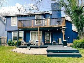 1807 Michael Wayne Dr in Austin, TX - Building Photo