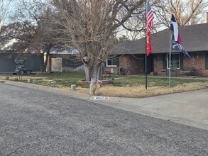 1804 W Ave H in Muleshoe, TX - Building Photo - Building Photo